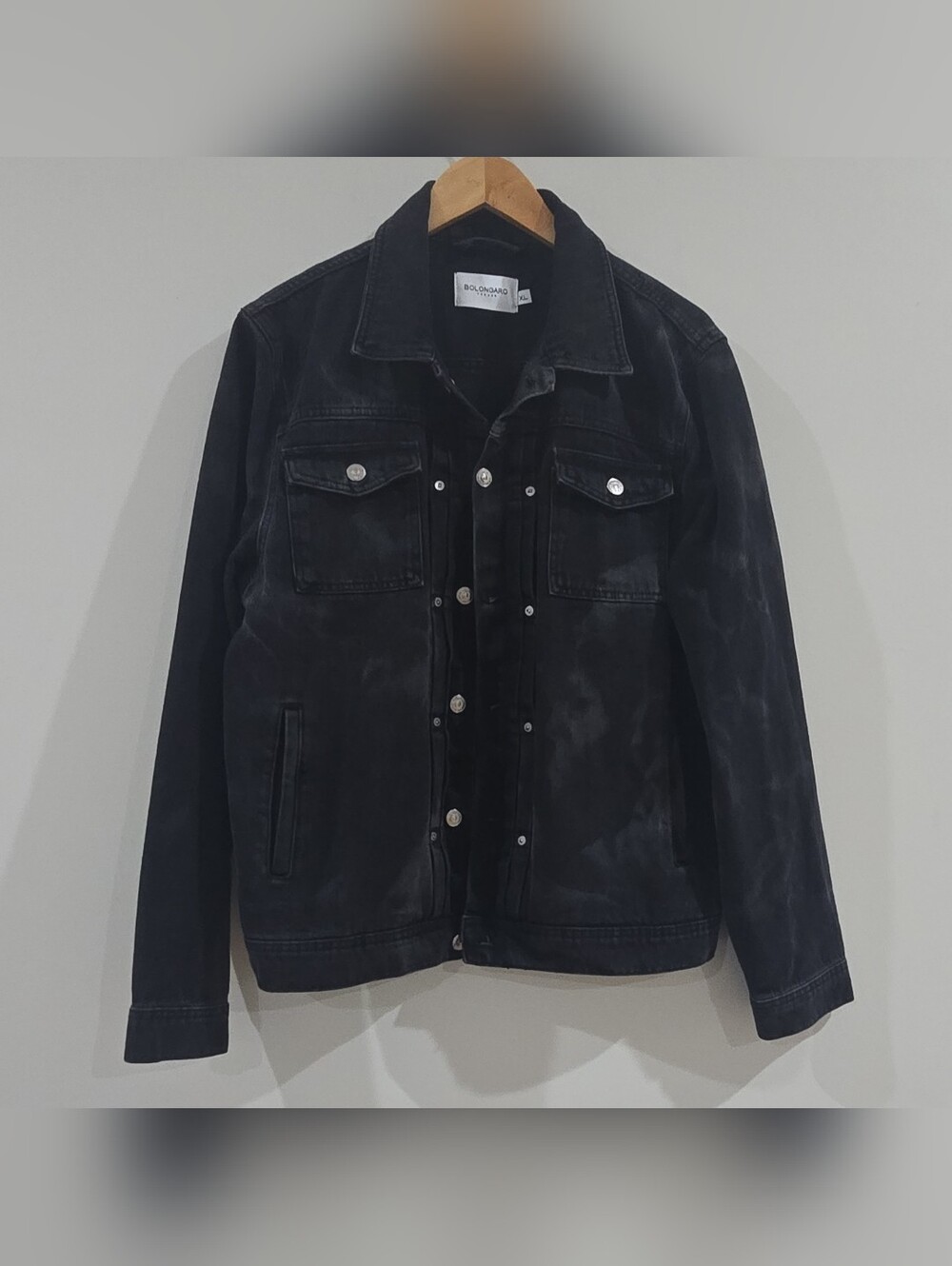 VGT Bolongaro Trevor Men's Black Denim Jacket XL Button Front Pockets Logo